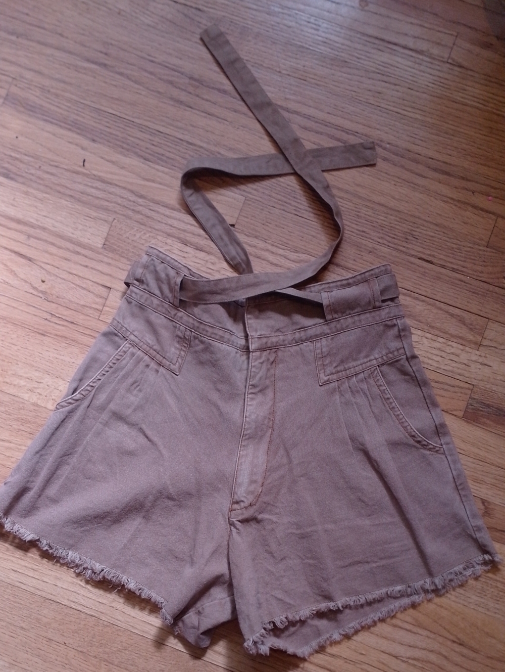 Free People High-Waist Tan Taupe Women's Tie-Belt Shorts We The Free 💕🙌🕊️